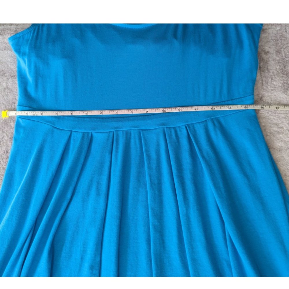 Fit and Flare Blue Azure Sleeveless Midi Dress with Pockets - Picture 8 of 9